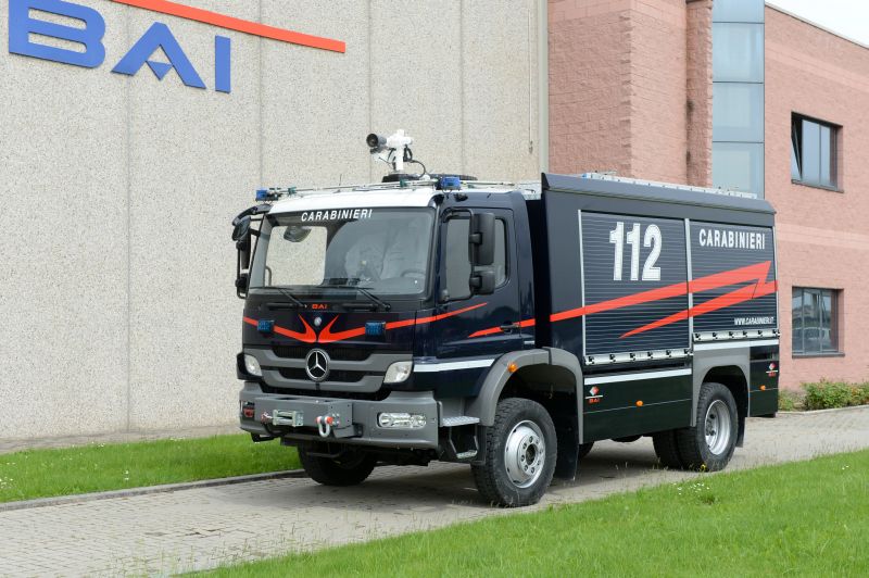   VSA 2400 M DP 100 - heliport H2 fire fighting vehicle